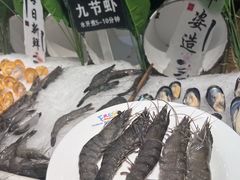 -领鲜活海鲜榴莲自助火锅(东门店)