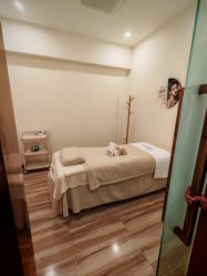 -FUMEIHUI·科技美肤·美体SPA