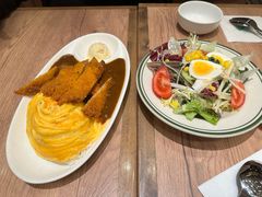 -玛格萝妮比萨屋(四平店)