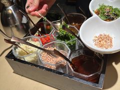 -余欢领鲜火锅(新街口店)