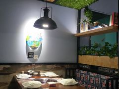 卡座-云鱿记鱿鱼鸡·野生菌火锅(人民南路店)