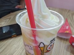 -蜜雪冰城(动物园地铁A口旁小吃街店)