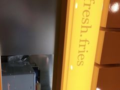 -纽约薯条(世豪广场店)