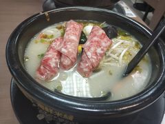 -灵芝妹子海鲜米线(香炉礁山姆店)