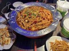 -胖哥俩肉蟹煲(长沙高铁吾悦广场店)