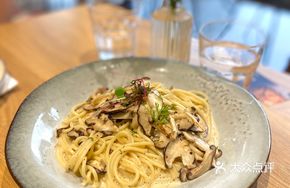 Black Truffle Mushroom Pasta
