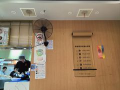 -红渡小香·牛肉麻辣香锅(车站南路店)
