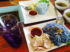 -蝶豆花蓝面条