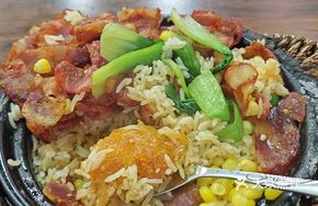 Cantonese Sausage and Sichuan-style腊肠 Baozi Rice