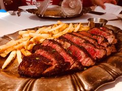 美国USDA牛肉薯条-壳里西餐厅Coquille Seafood Bistro(蒙自路店)