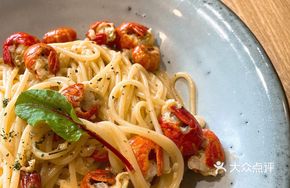 Sichuan-style Lobster Spaghetti
