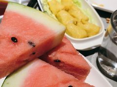 -海底捞火锅(新松江路生日主题店)
