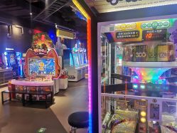-玩具反斗城(骏壹万邦店)