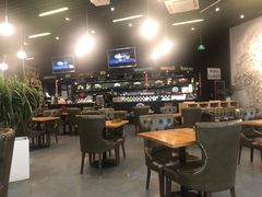 -汽车博物馆主题餐厅