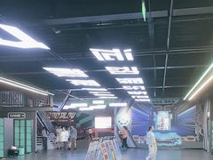 -极限PLAY运动娱乐新世界·团建派对表演休闲馆·室内高空游乐园
