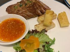 -美奈小馆·越南料理(中航城君尚购物中心店)