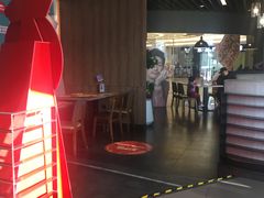 -必胜客(WOW中央公园店)