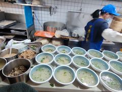 -老新隆牛肉锅贴(新街口店)