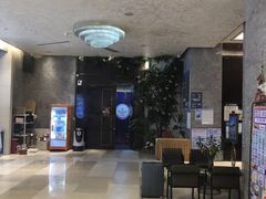 -粤塔x电竞酒店(深圳龙华大浪后浪新天地店)