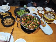 -莲餐厅·湖北菜·潜江小龙虾店(愚园路店)