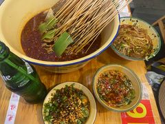 -拈签一笑黄牛肉辣卤串串