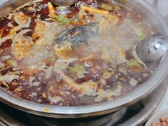-肖肖酸萝卜鱼火锅(总店)