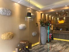 -爱舍美景酒店(燕儿岛路地铁站店)