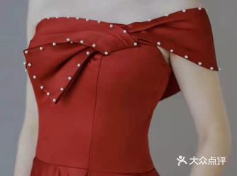 高级红色晚礼服长裙，艳压全场气质女神范儿