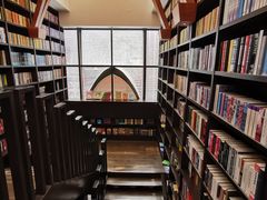 -钟书阁(松江泰晤士小镇店)