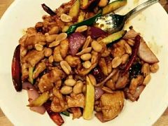 -TRIPLE 8 China Bar & Grill