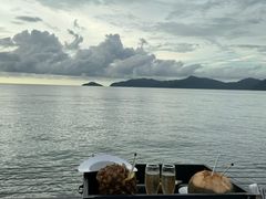 -Sunset Bar(丹绒亚路香格里拉店)