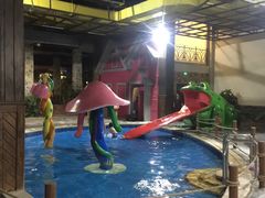 -泉城欧乐堡戏水湾艺术养生温泉