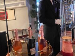 -海派悦庭·海胆烧麦·新融合菜(凯德广场店)