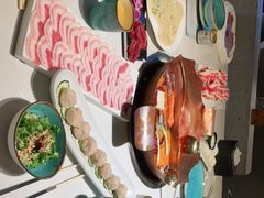 -墨居上隐·院子里火锅(峨眉店)