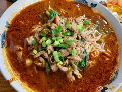 泡椒鸡杂小面-丁丁猫重庆小面(徐州路店)
