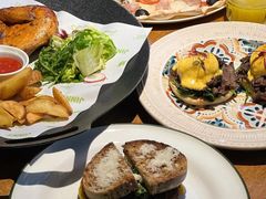 -JINNS锦时 steak&pizza(浸信会礼拜堂旧址店)