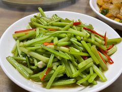 -芦茨金富饭庄·25年老字号·专做稻草鸡