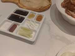 -小桃红·东北菜·春饼烤鸭(南阳湖街店)