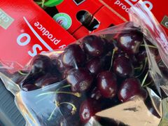 -上海龙吴水胜海发市场