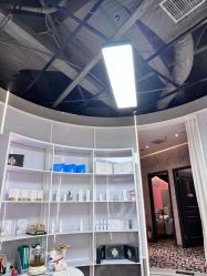 -PE SALON 