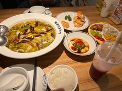-太二酸菜鱼(宁波来福士店)