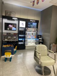 -PE SALON