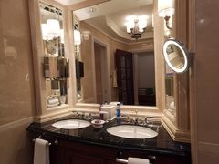 -广州富力丽思卡尔顿酒店