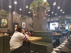 -愉肴麻辣香锅(中山路店)