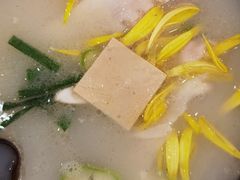 -桥香园云南过桥米线(金马碧鸡店)