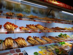 -马路边边串串香(苗栗路店)