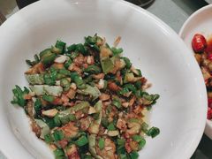 -辛香味烧鱼馆·非遗技艺·排骨红烧肉(光谷医药园店)