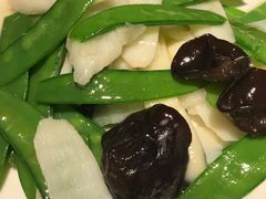 -自己人·宜昌菜(水悦城店)