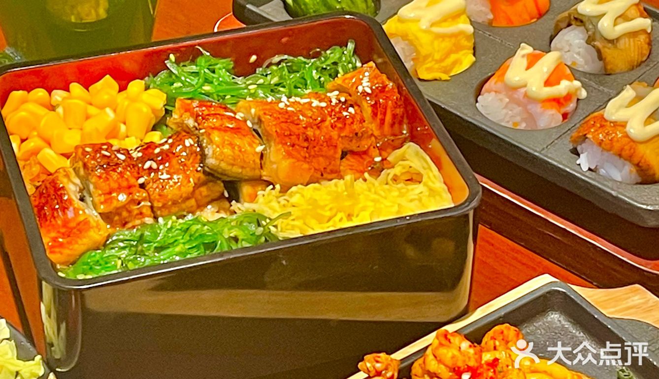 武汉排名第1⃣️日料店‼️一口封神街边居酒屋