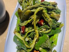 -万里闯关东铁锅炖菜馆(高新旗舰店)